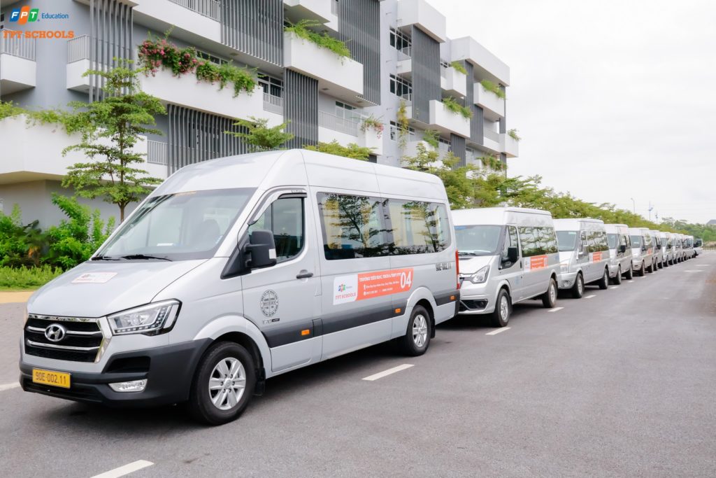 Xe tuyến FPT School Hà Nam - Hành trình của sự an toàn và an tâm 14 1 181