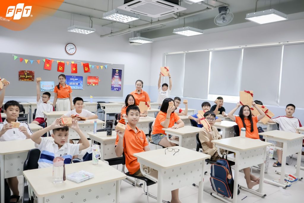 FPT SCHOOLS INFINITY CAMP 2025 - Khép lại một hành trình, gieo mầm một ý thức 16 1 188