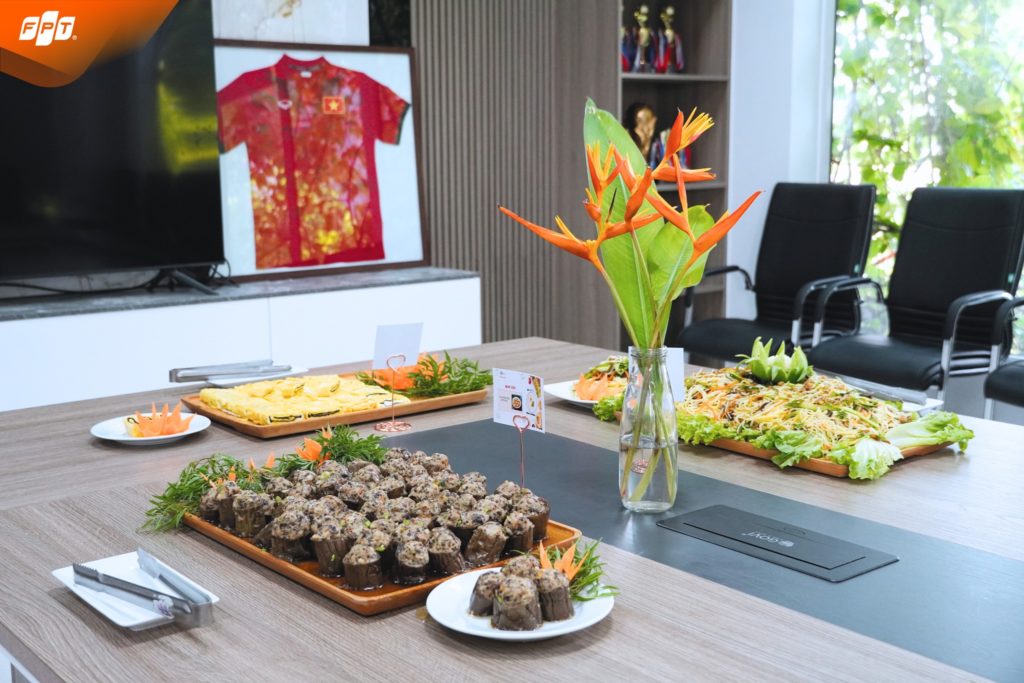THỬ MÓN ĂN MỚI – HÀNH TRÌNH NÂNG CAO CHẤT LƯỢNG BỮA ĂN HỌC ĐƯỜNG TẠI FPT SCHOOL HÀ NAM 14 1 235