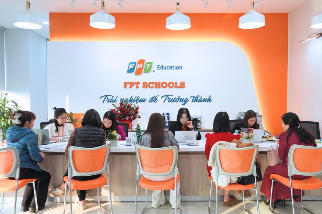 CHÀO ĐÓN HỌC SINH NHẬP HỌC MỚI TẠI FPT SCHOOL HÀ NAM 14 1 266