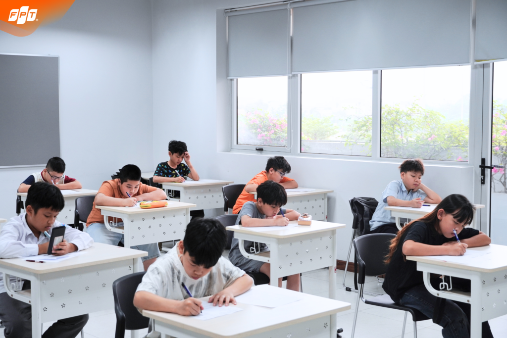 CHÚC MỪNG CÁC SĨ TỬ ĐÃ HOÀN THÀNH KỲ THI ĐẦU VÀO NGÀY 27/4/2025! 16 2 57