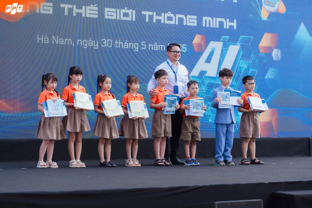 Lễ Bế giảng năm học 2024-2025 15 3 118
