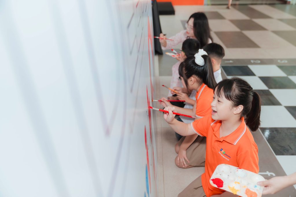 WELCOME BACK TO SCHOOL – CHÀO MỪNG GẦN 1300 HỌC SINH ĐẾN VỚI NĂM HỌC 2025 - 2026 16 3 137