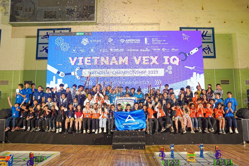 Việt Nam tranh tài tại VEX Robotics World Championship 2023