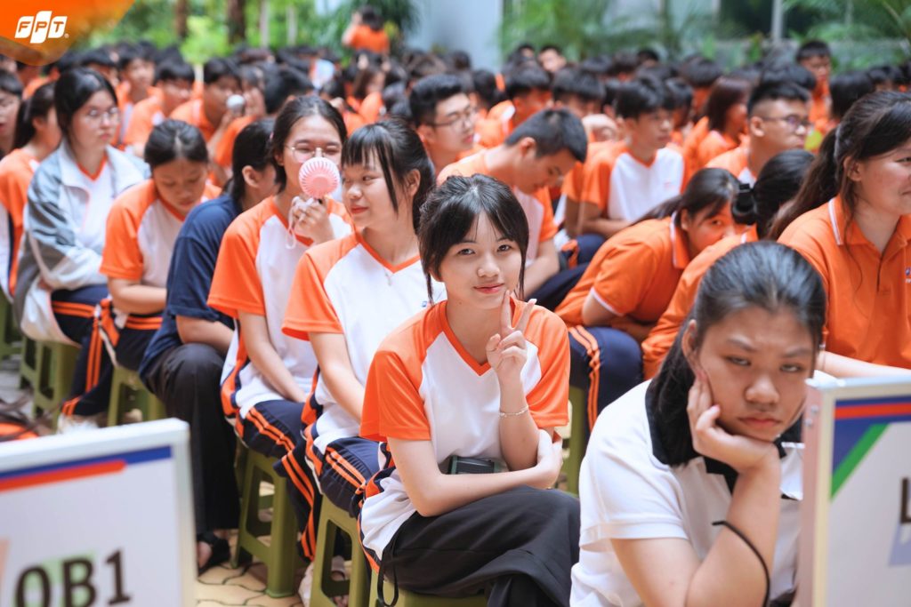AN TOÀN TRÊN KHÔNG GIAN MẠNG – LÁ CHẮN BẢO VỆ HỌC SINH FPT SCHOOLS 18 5 112