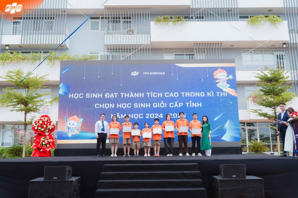 Lễ Bế giảng năm học 2024-2025 16 5 95