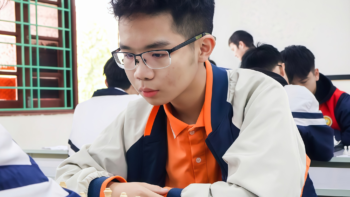 CHÚC MỪNG PHẠM PHƯỚC VŨ - HỌC SINH LỚP 12A1 NHẬN DANH HIỆU ACM CỦA LIÊN ĐOÀN CỜ VUA THẾ GIỚI GHI NHẬN 1 image 7